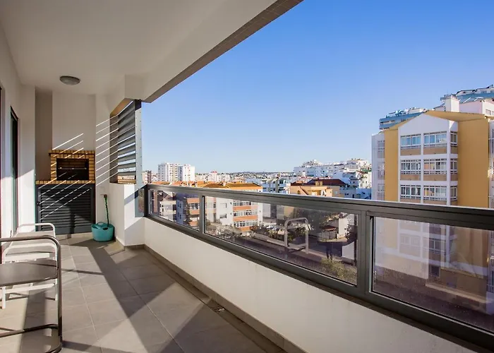 Dream Casa By Lovelystay Apartment